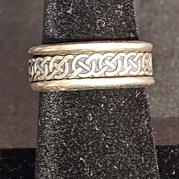 925 Silver Spinner Ring - Celtic Design on Spinner - Size 7 - Picture 3 of 8